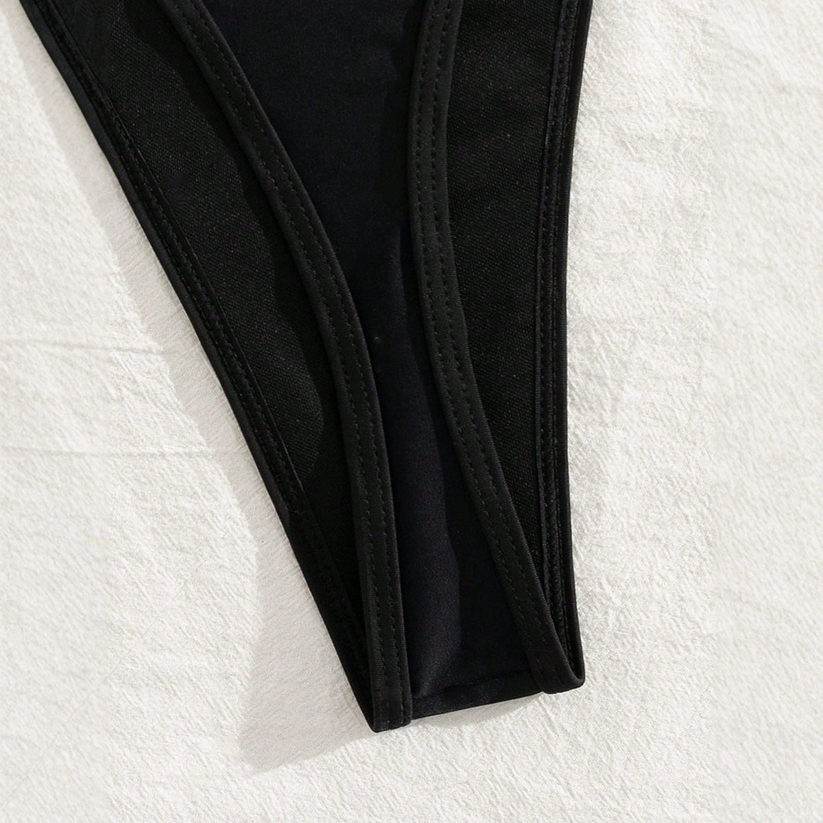 Retro Girl Bikini Swimsuit Set