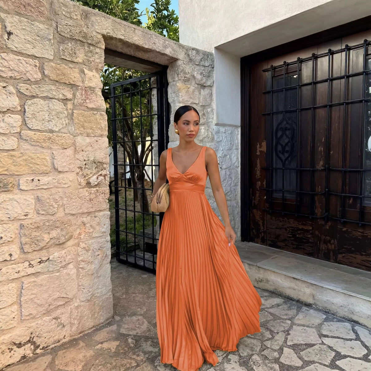 Summer Vacation Pleated V Neck Brace Dress