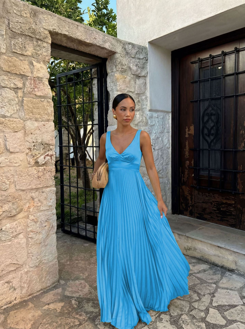 Summer Vacation Pleated V Neck Brace Dress