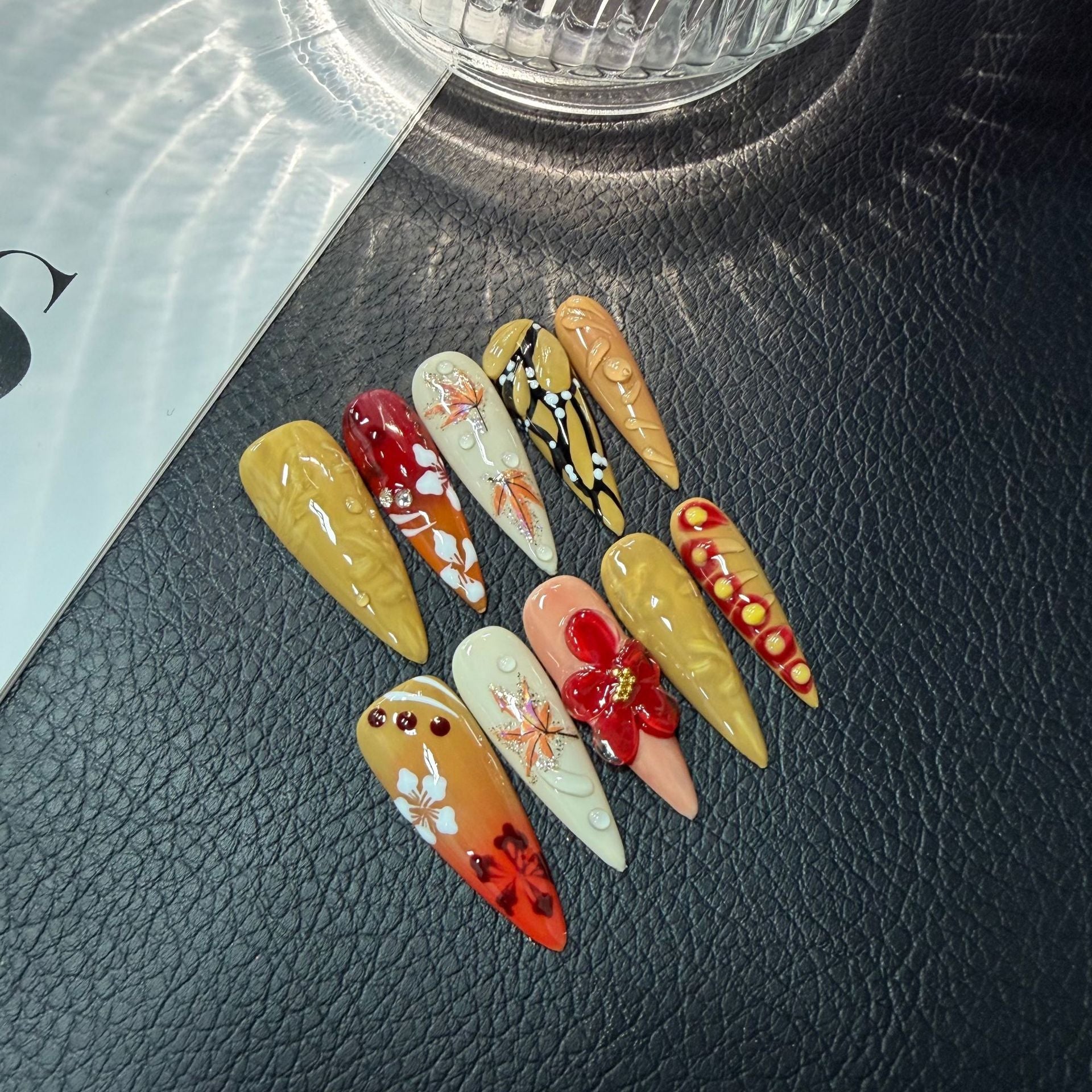 Autumn and Winter Maple Leaf Gilt Carving Press on NailsHandmade Nail Sheet Wholesale