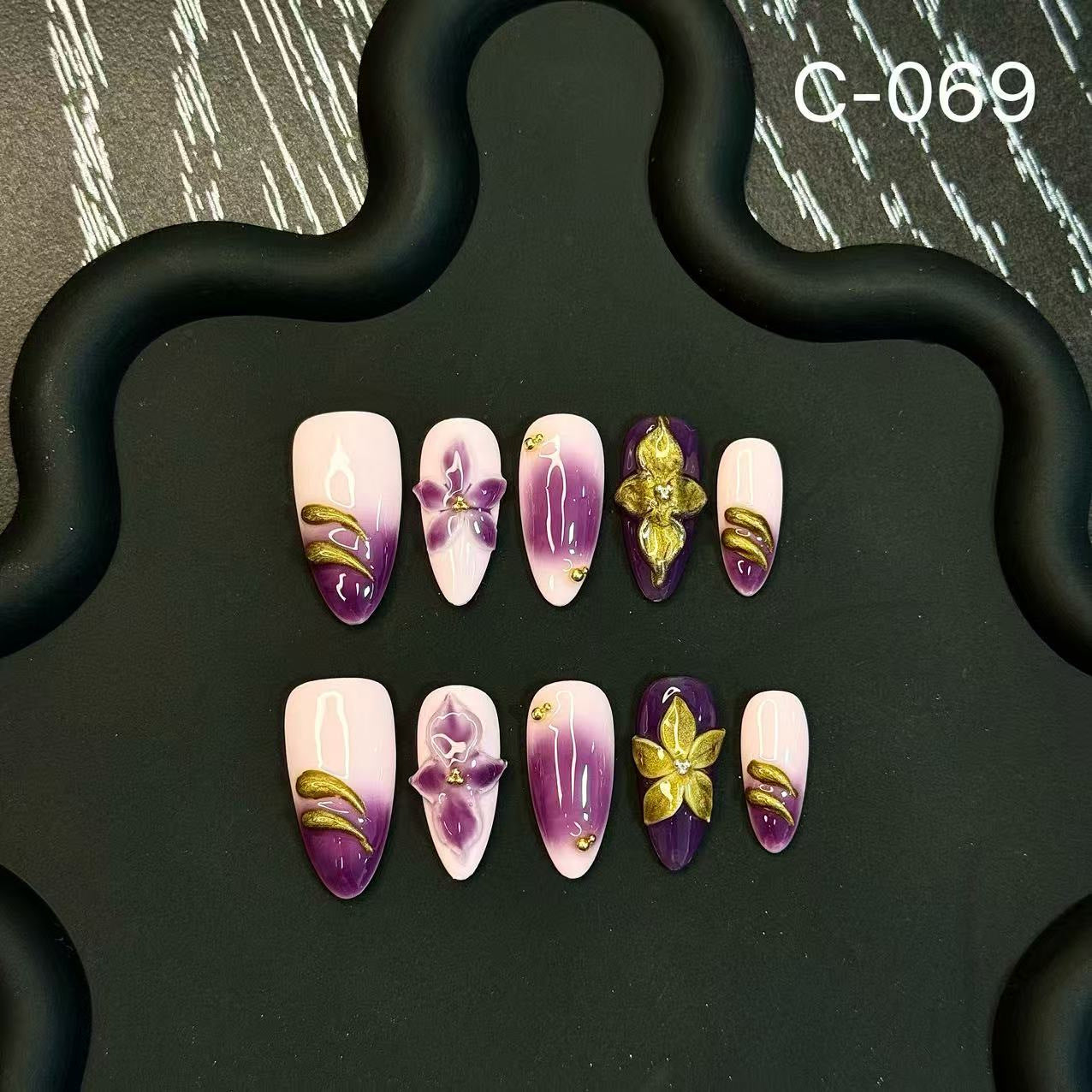 Engraved 3D Relief Fresh Personality Handmade Press on Nails Explosion