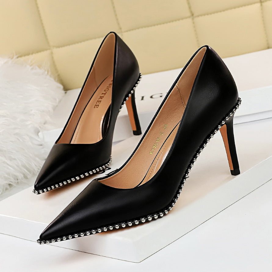Pointed Rivet Pumps