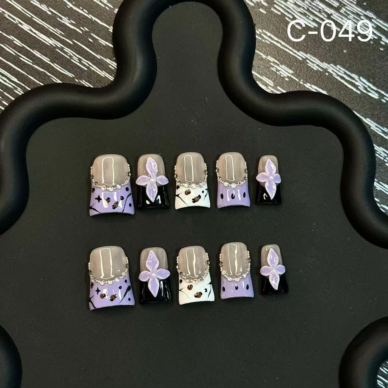 Short Duckbill 3D Carved Painted Floral HandmadePress on Nails Short